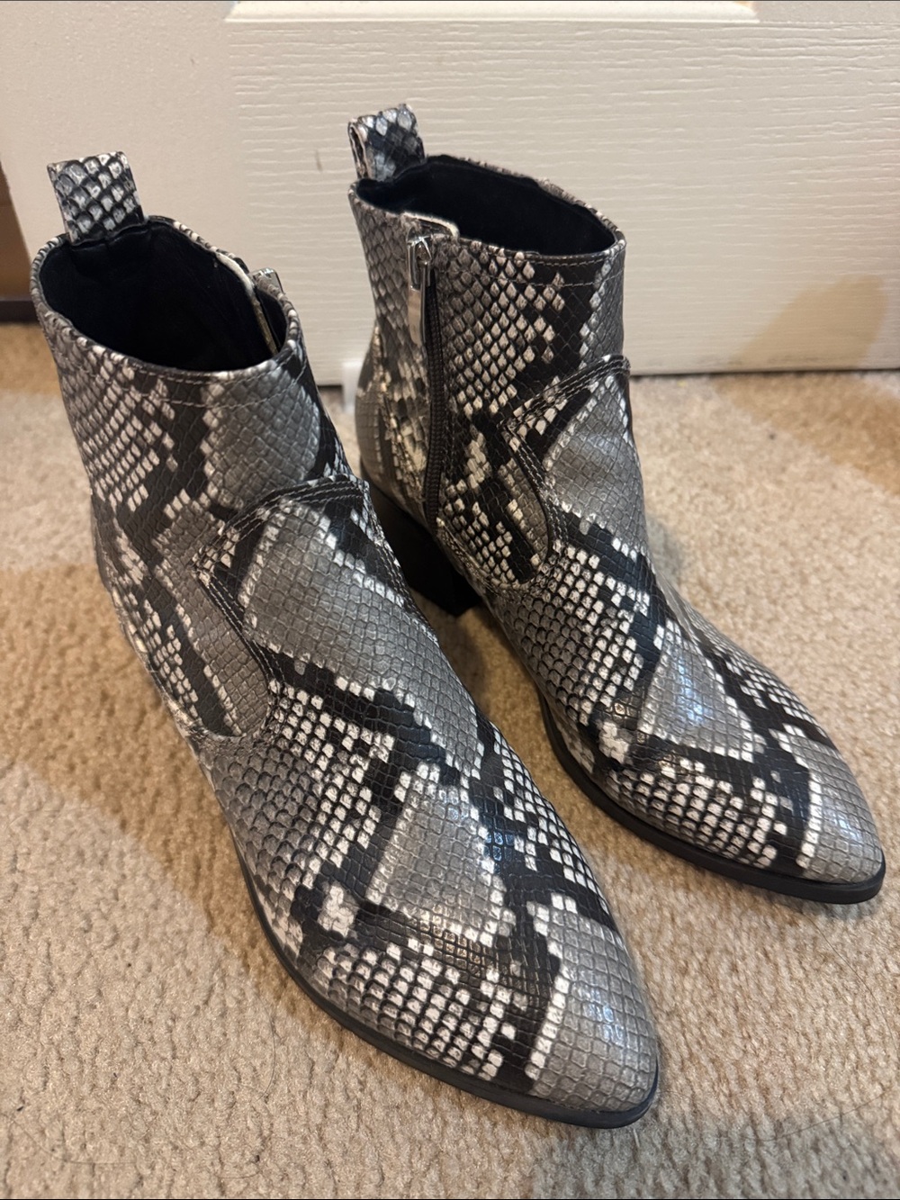 Nine West Black and Gray Snake-Print Ankle Boots. (Used)